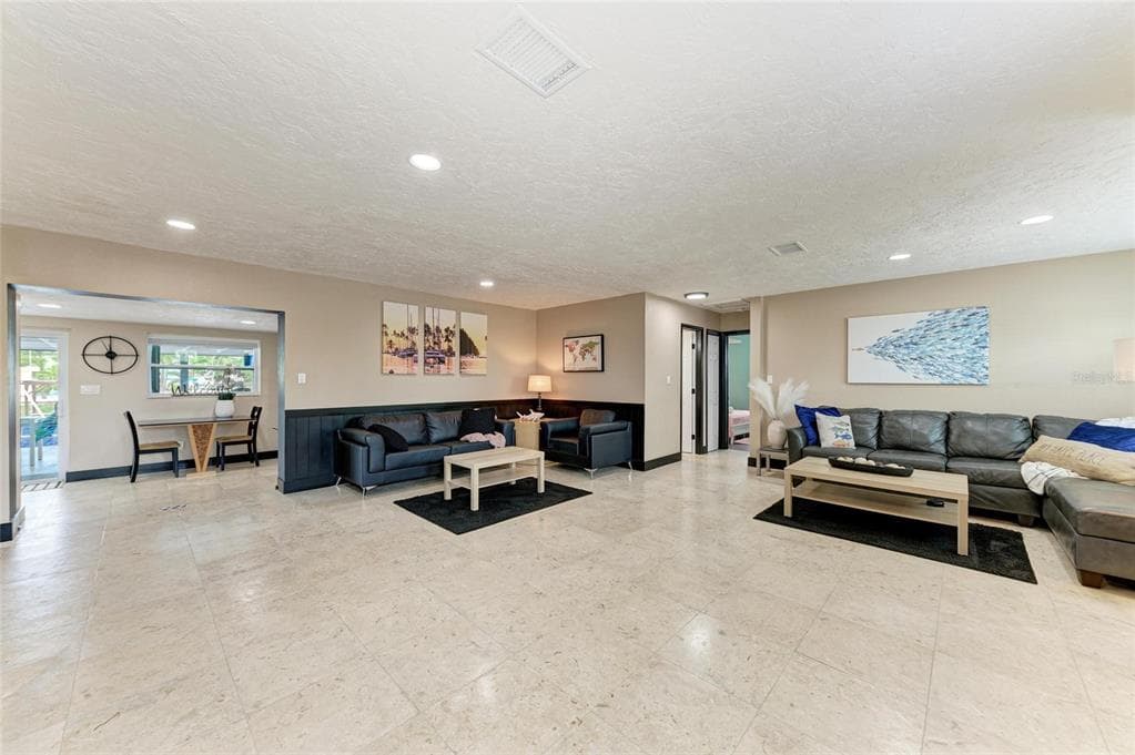310 BRYN MAWR ISLAND photo 10