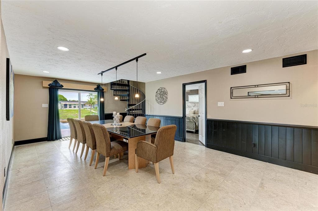 310 BRYN MAWR ISLAND photo 18