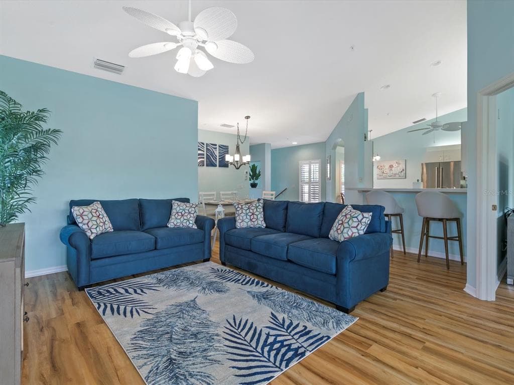 904 ADDINGTON COURT 204 photo 7