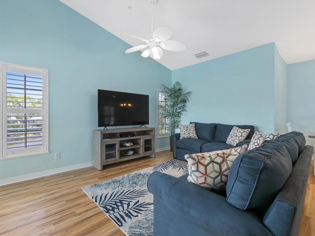 904 ADDINGTON COURT 204 photo 8
