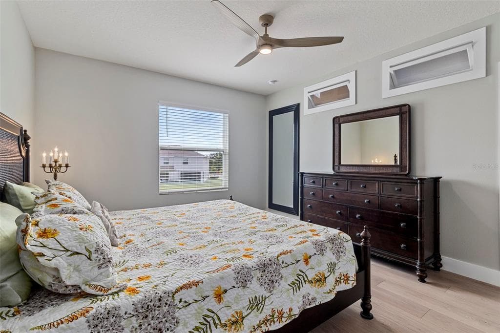 8915 MILESTONE DRIVE photo 20
