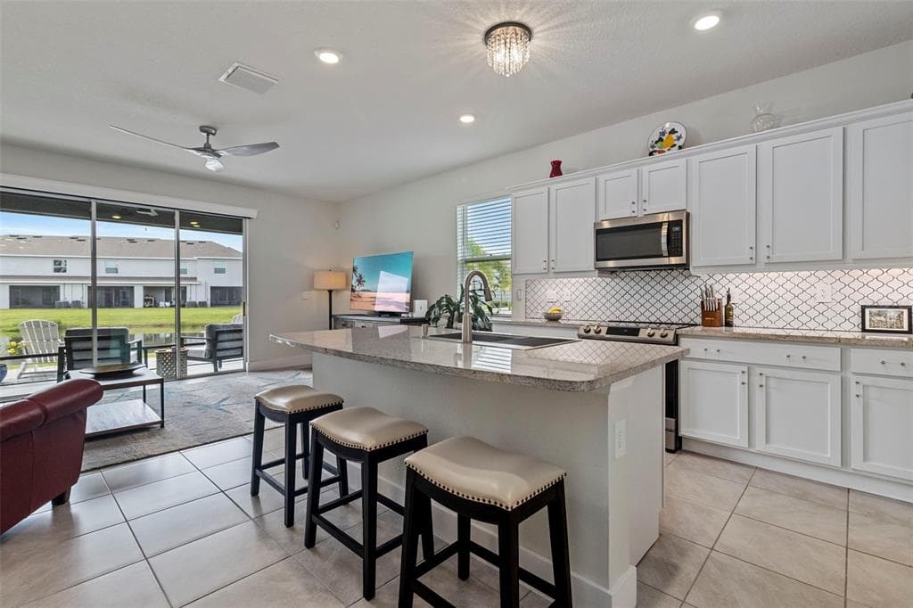 8915 MILESTONE DRIVE photo 10