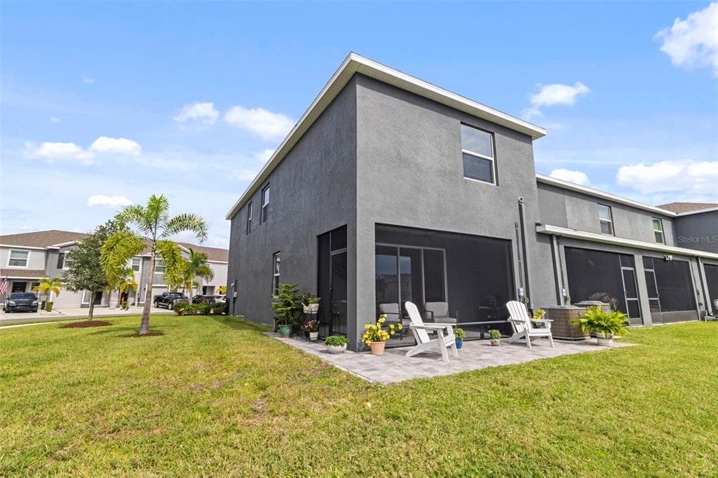 8915 MILESTONE DRIVE photo 18