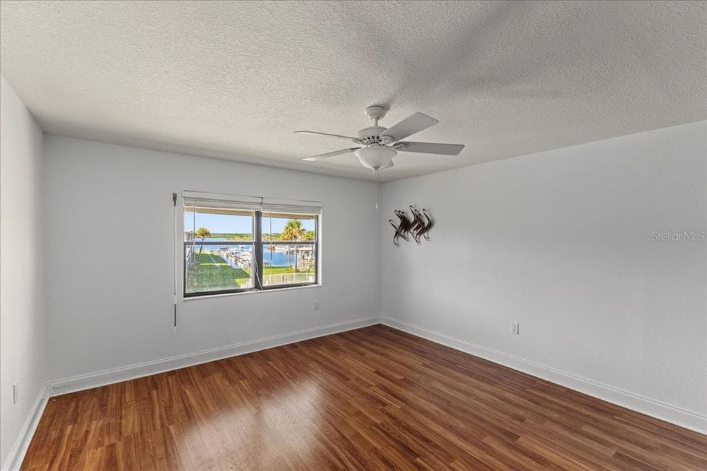 2100 N PENINSULA AVENUE 215 photo 15
