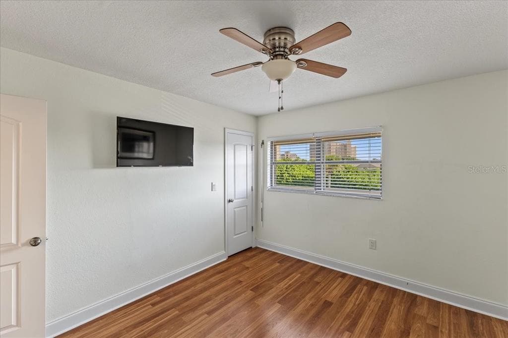 2100 N PENINSULA AVENUE 215 photo 21