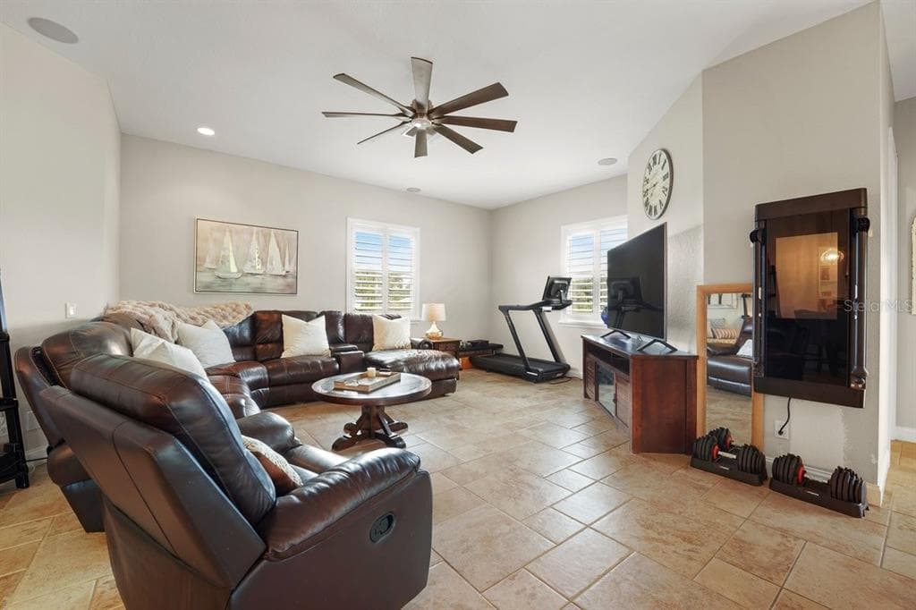 743 WILLIAMS ROAD 5