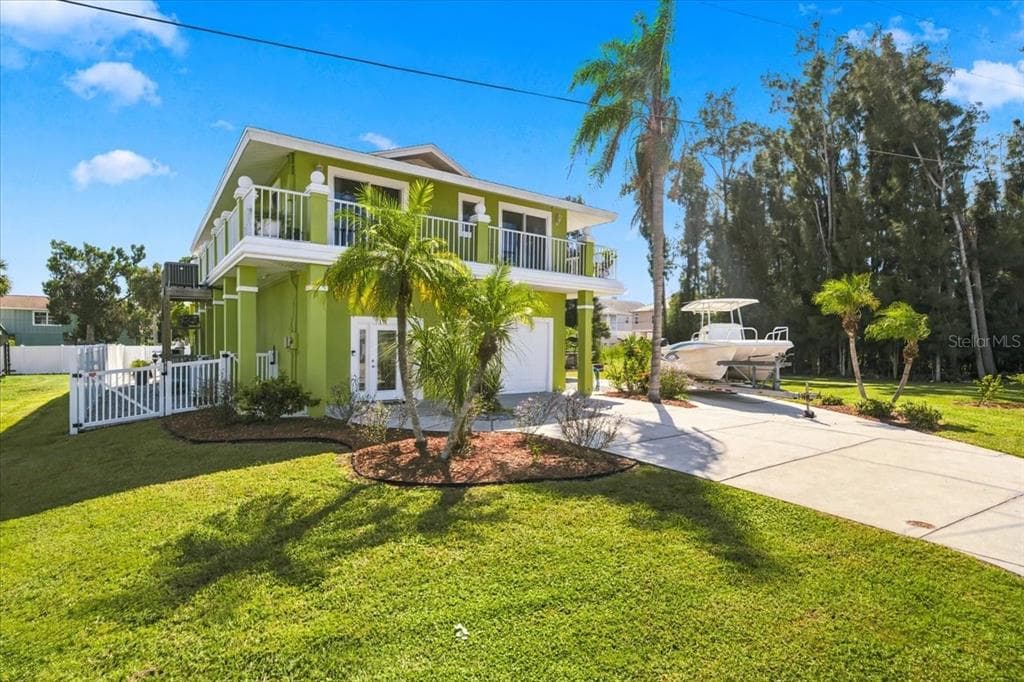 6744 SEAVIEW BOULEVARD photo 13
