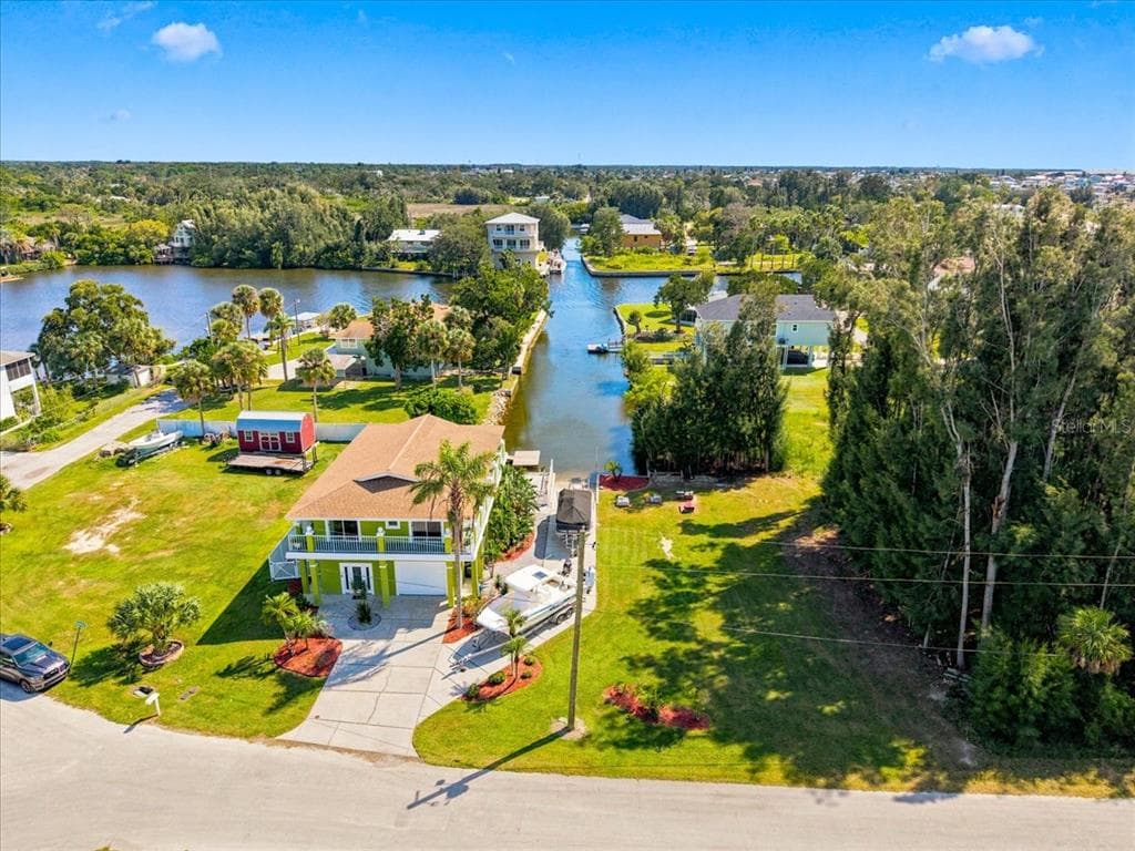 6744 SEAVIEW BOULEVARD photo 7