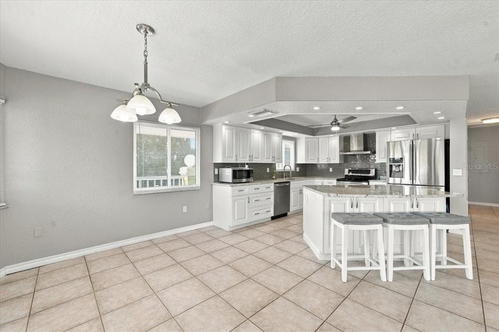 6744 SEAVIEW BOULEVARD photo 20