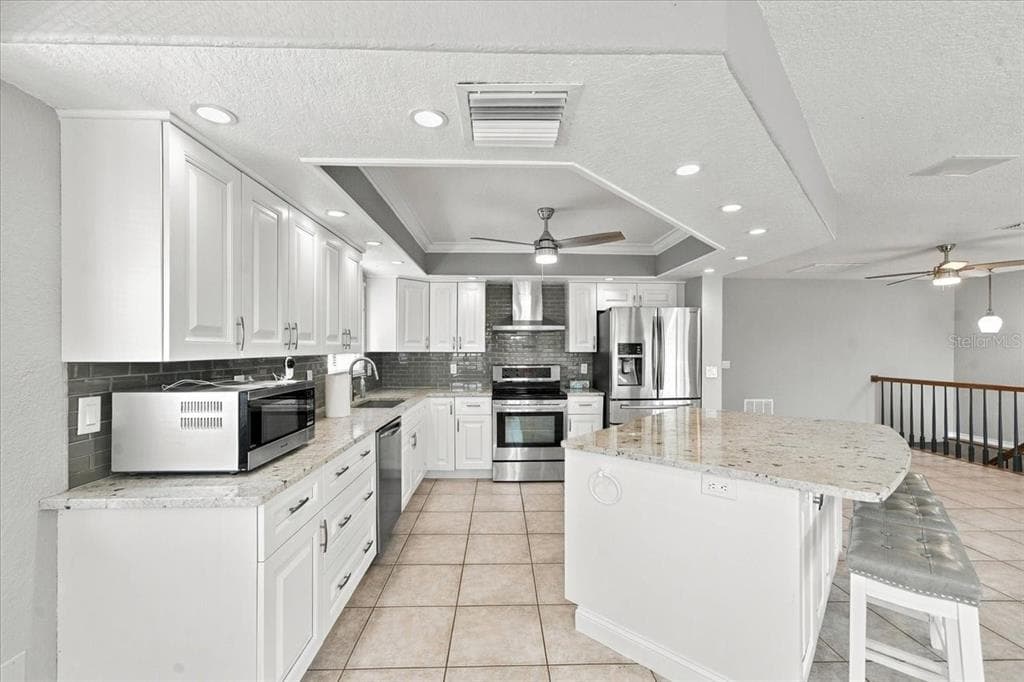 6744 SEAVIEW BOULEVARD photo 15