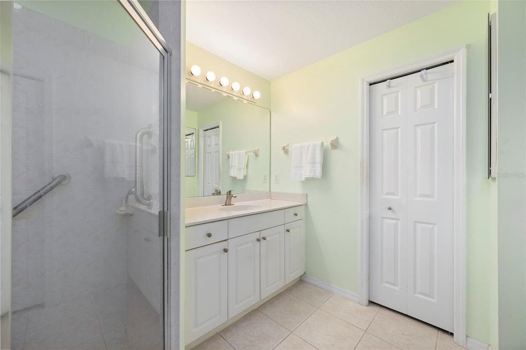 3500 MONDOVI COURT 212 photo 24