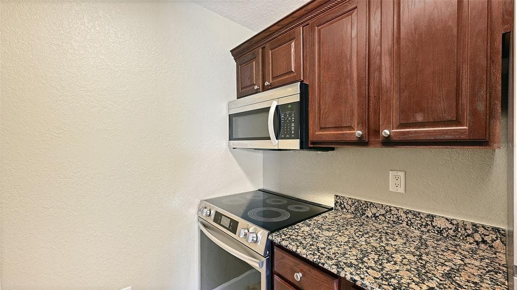 4025 CROCKERS LAKE BOULEVARD 22 photo 12