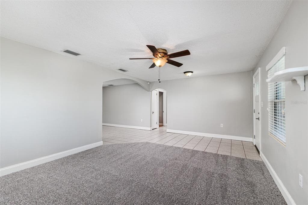 215 S LAKE HOWARD DRIVE photo 6