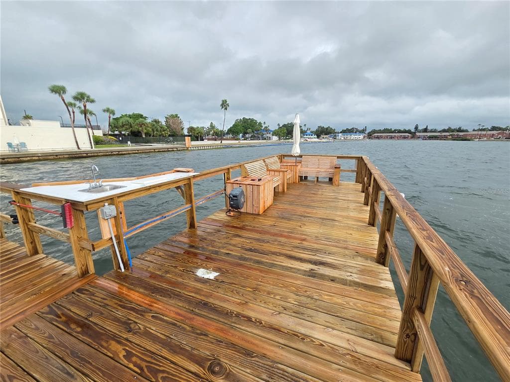 7100 SUNSHINE SKYWAY LANE S 301 photo 16
