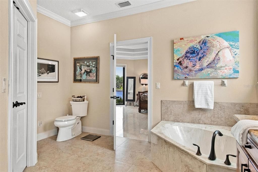 77 LAGARE STREET photo 23