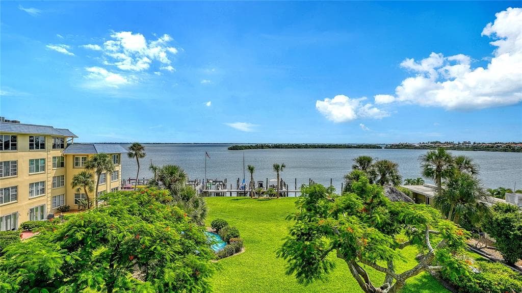 3808 GULF OF MEXICO DRIVE E412 photo 13