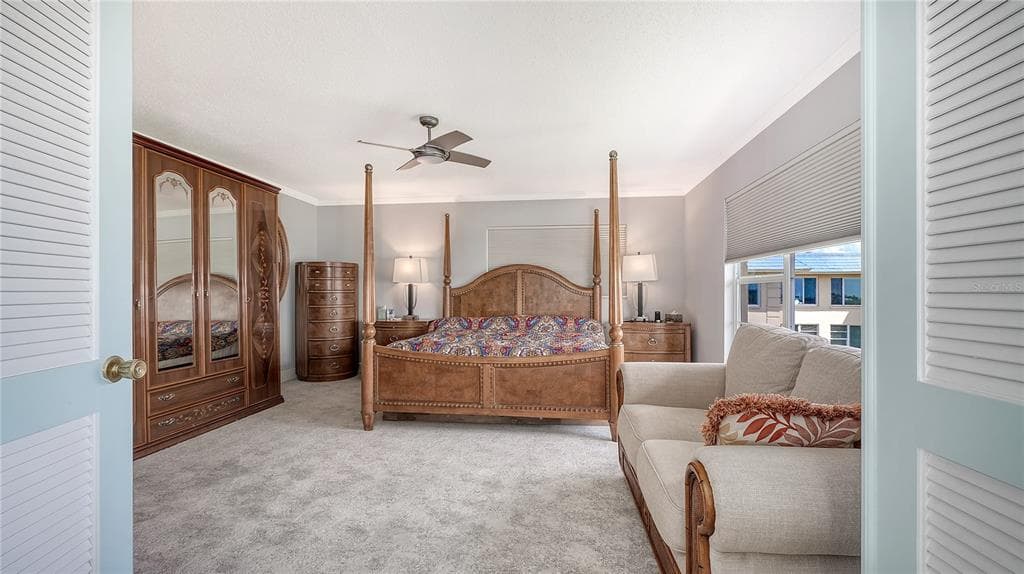 3808 GULF OF MEXICO DRIVE E412 photo 22