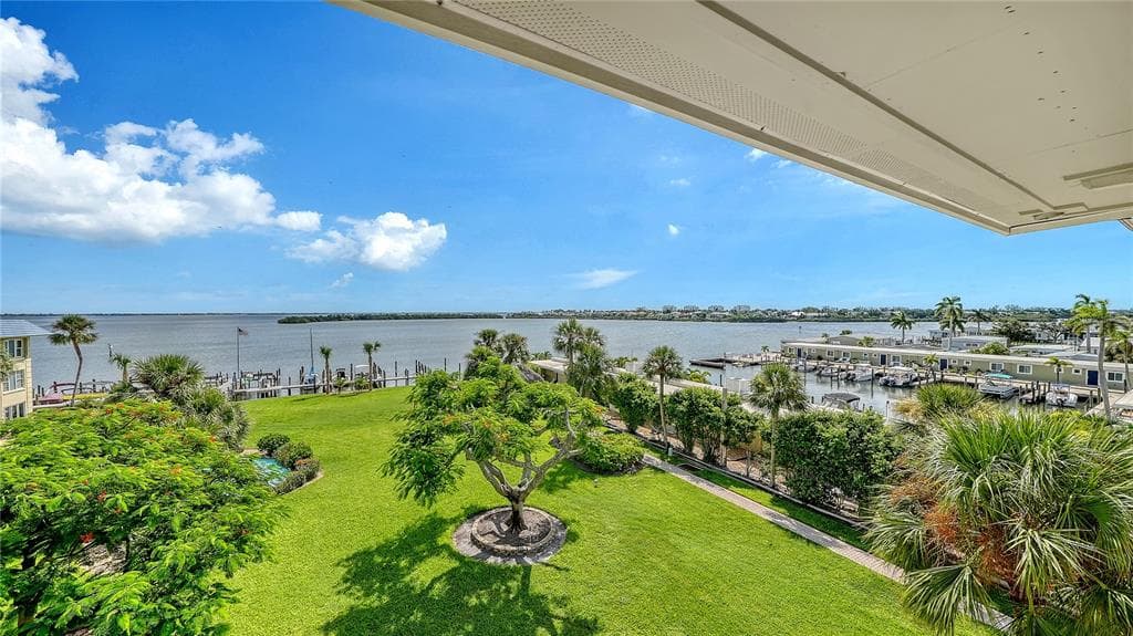 3808 GULF OF MEXICO DRIVE E412 photo 14