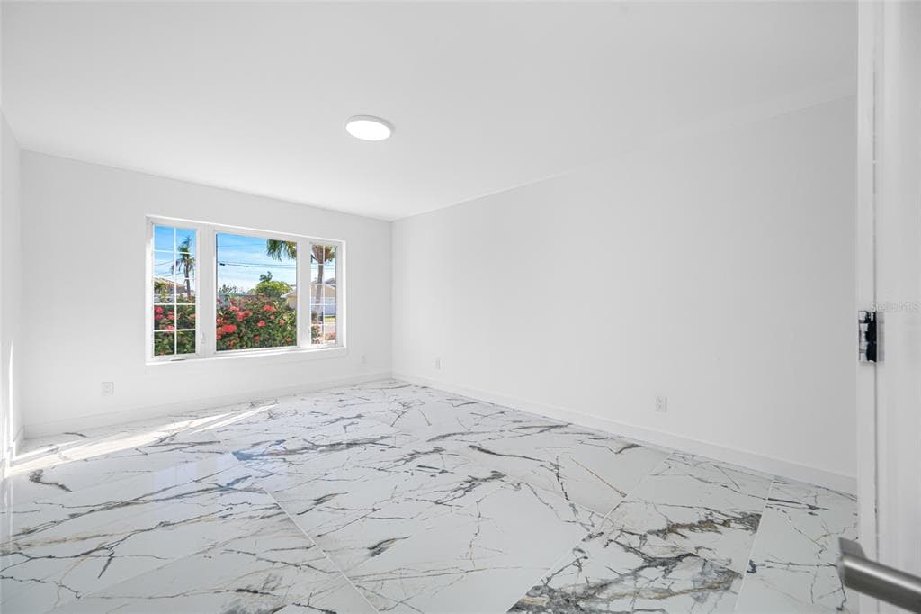 600 115TH AVENUE photo 25