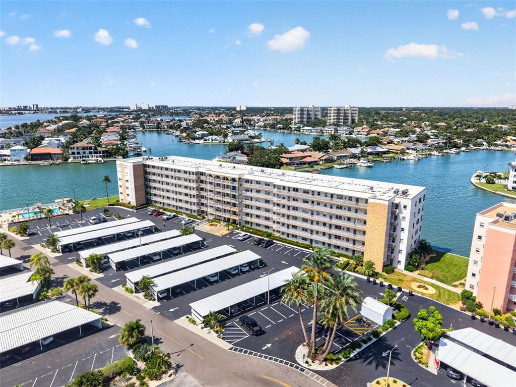 6075 SHORE BOULEVARD S 512 photo 1