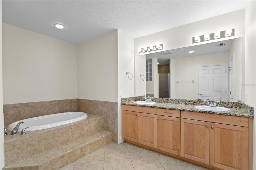 17715 GULF BOULEVARD 303 photo 17