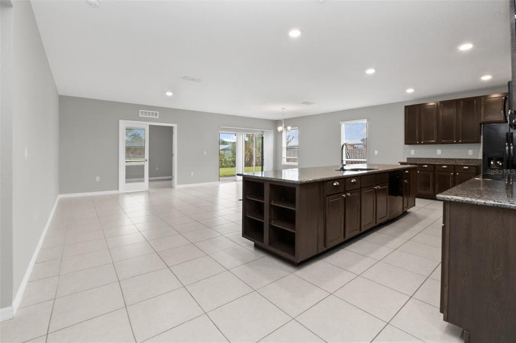 3215 BROOKLYN AVENUE photo 13