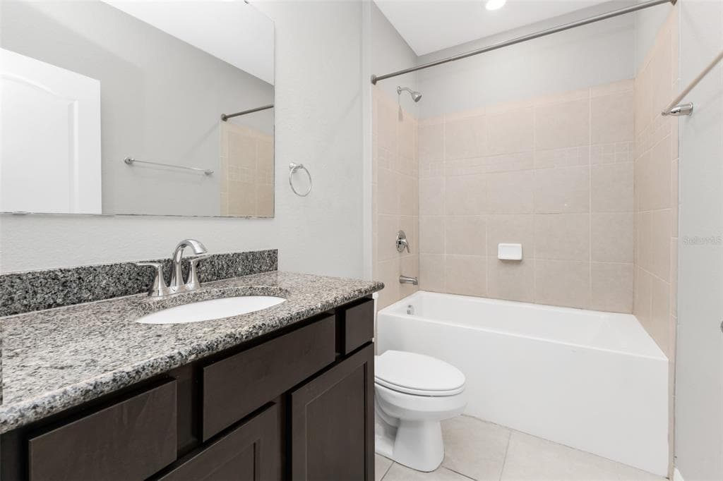 3215 BROOKLYN AVENUE photo 9