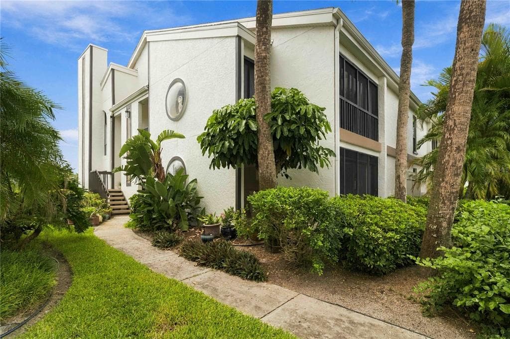 8734 54TH AVENUE W 8734 photo 3