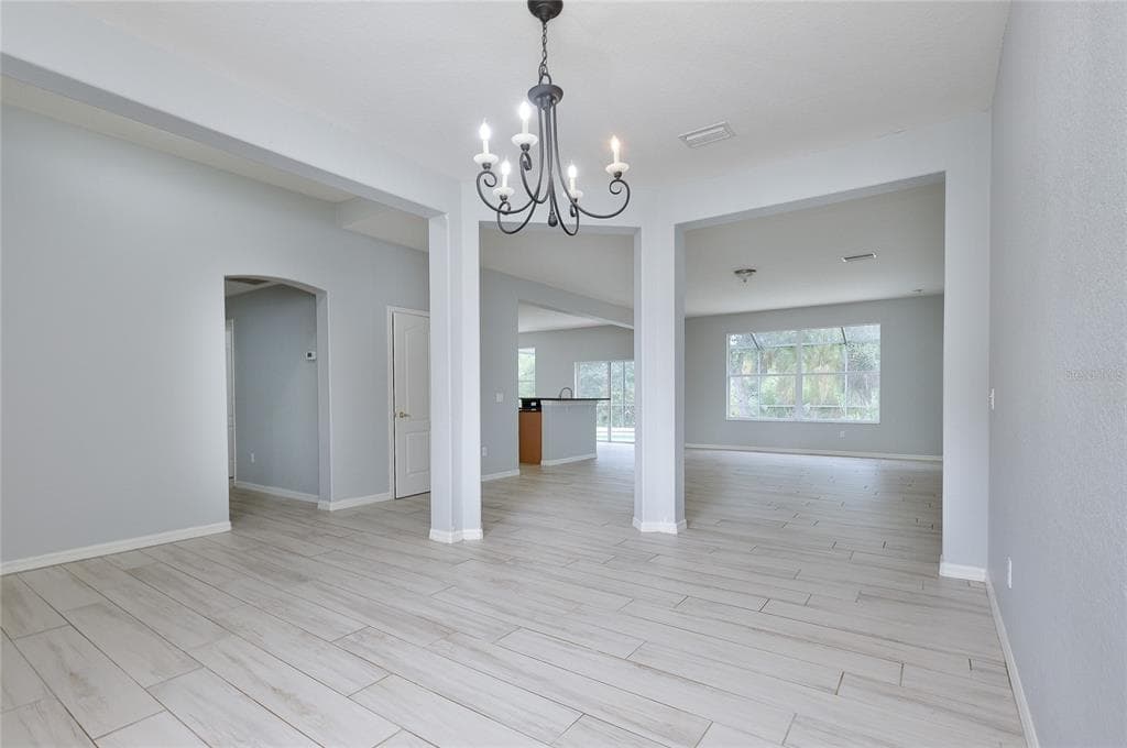415 KINDRED BOULEVARD photo 8