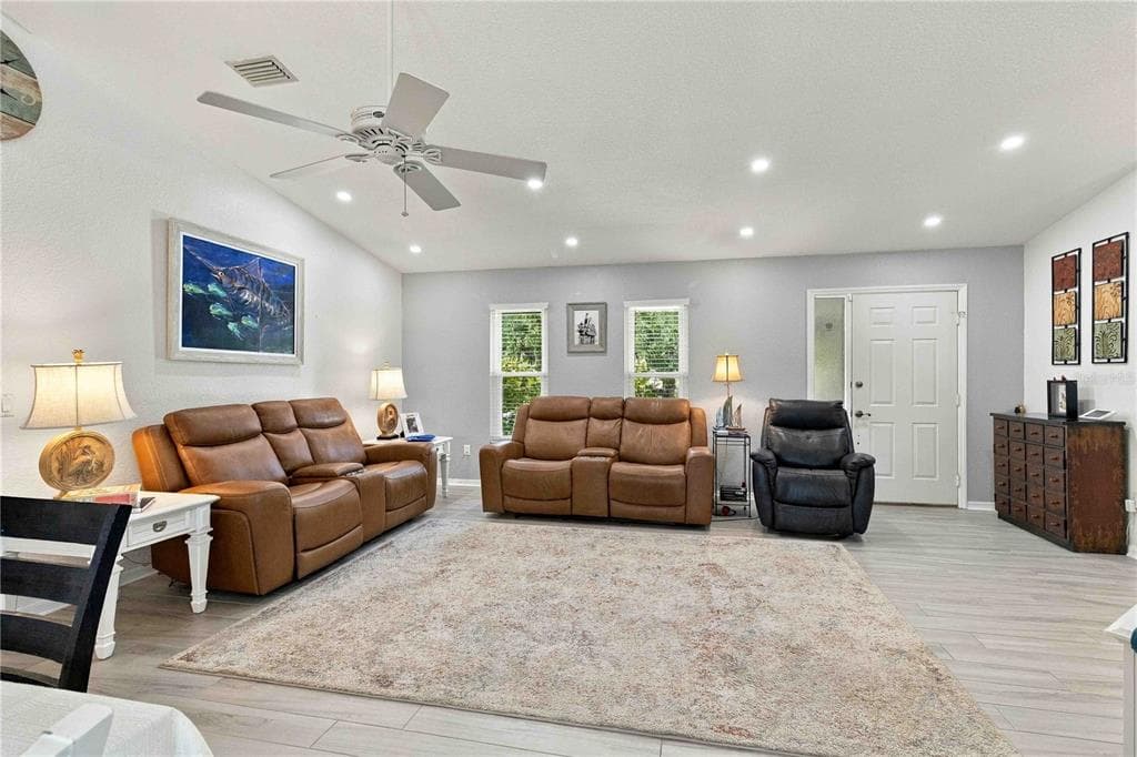 17341 ROBINSON AVENUE photo 13