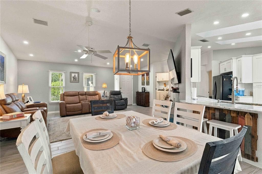 17341 ROBINSON AVENUE photo 16