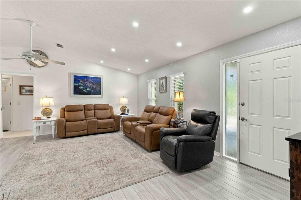17341 ROBINSON AVENUE photo 8