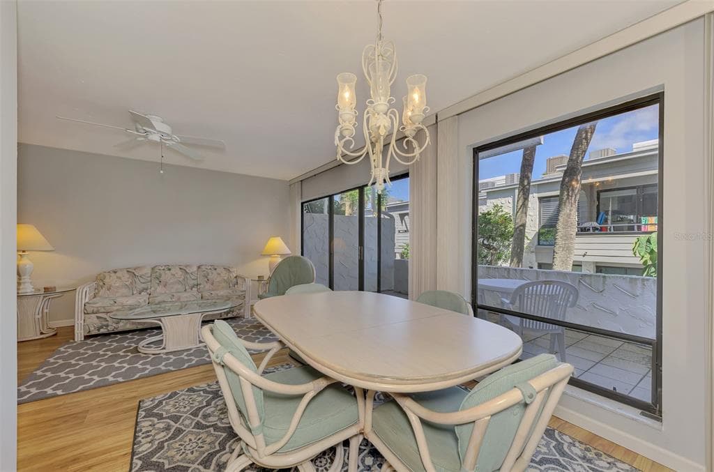 1555 TARPON CENTER DRIVE I-161 photo 18