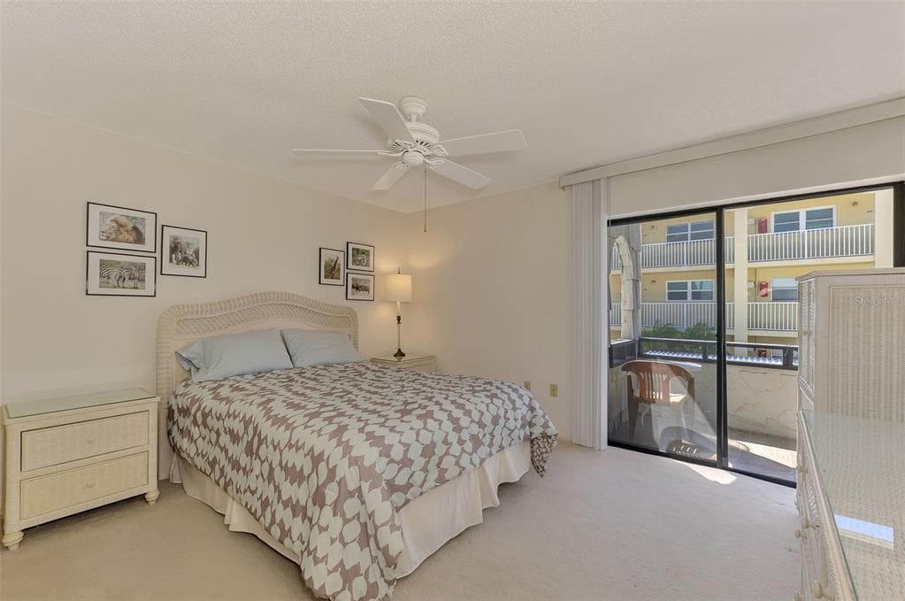 1555 TARPON CENTER DRIVE I-161 photo 25