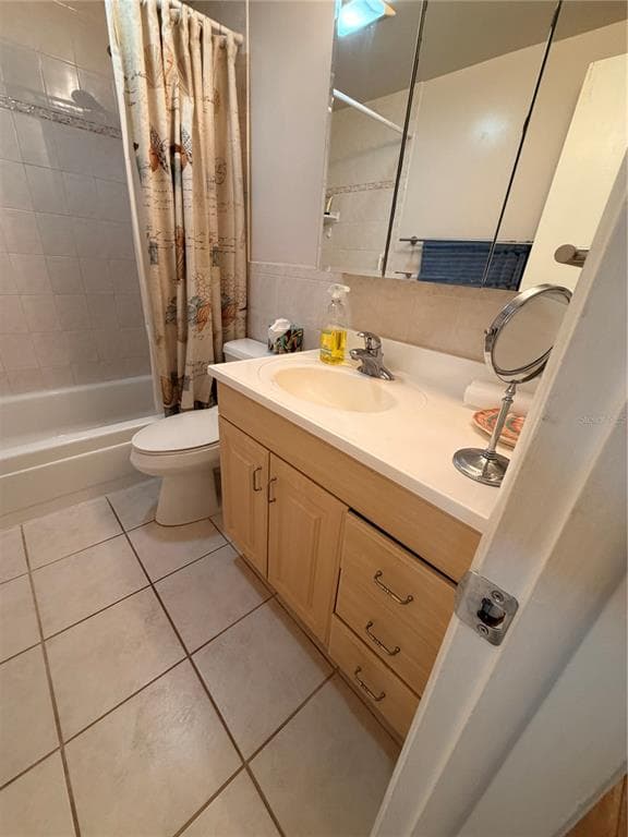 1893 SHORE DR. DRIVE S 216 photo 17