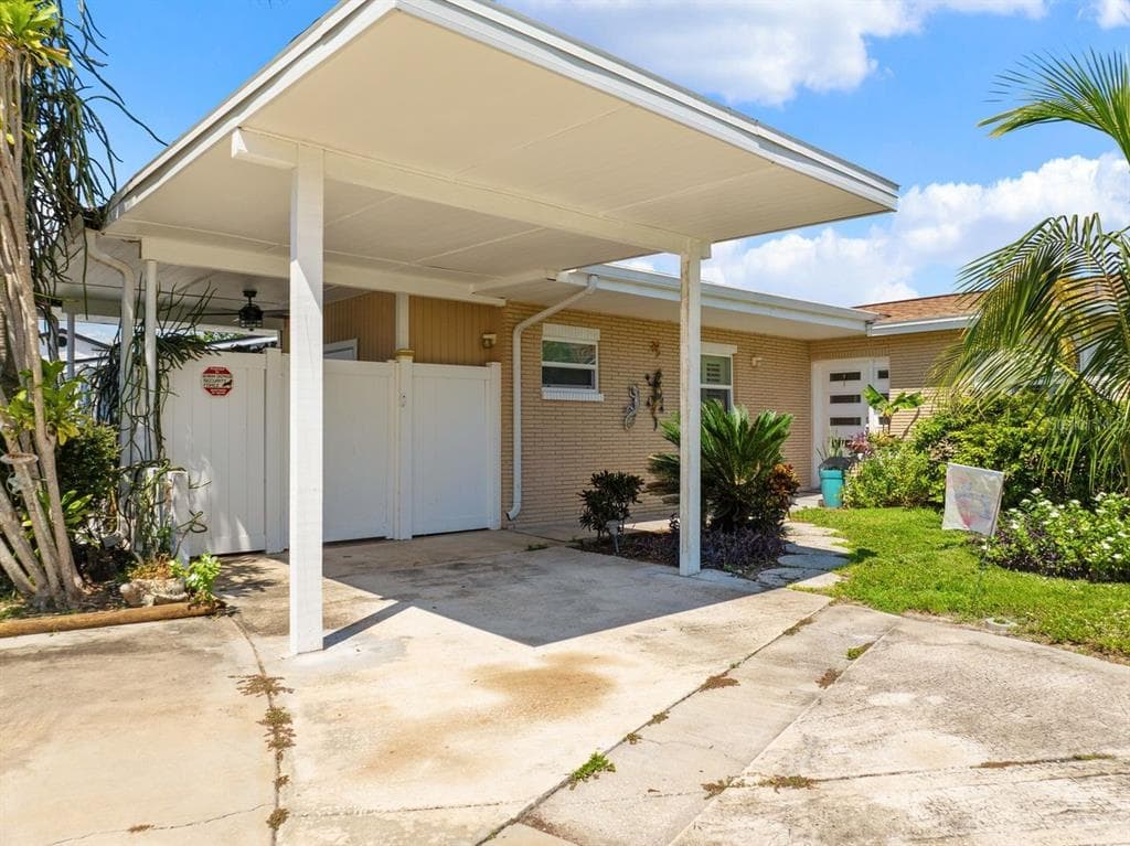 10713 DALTON AVENUE photo 2