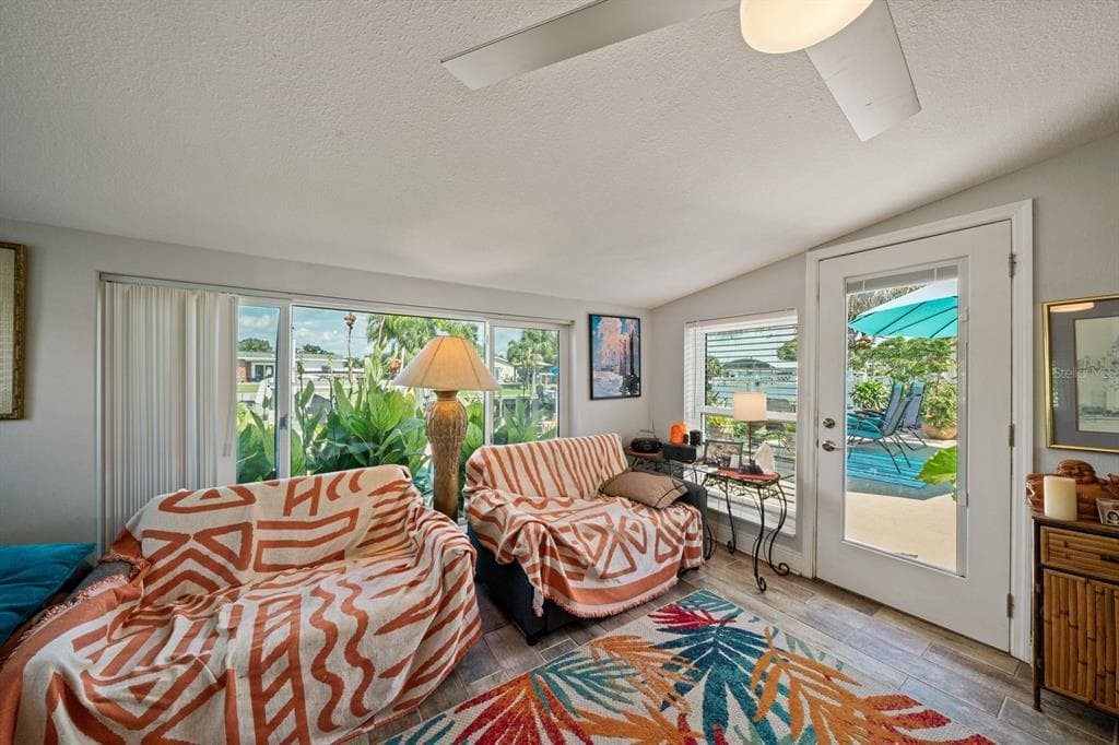 10713 DALTON AVENUE photo 13