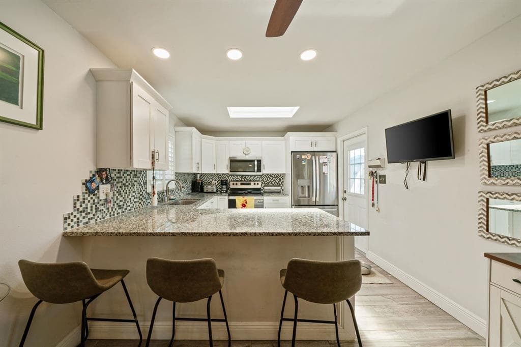 10713 DALTON AVENUE photo 7