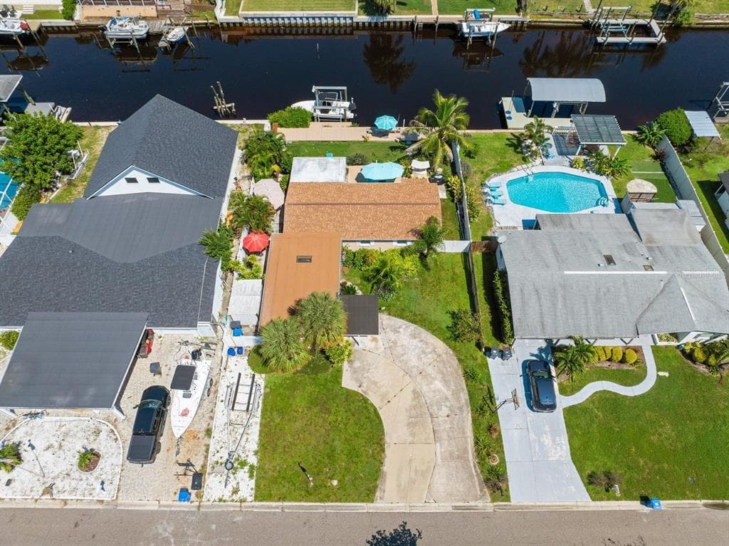 10713 DALTON AVENUE photo 4