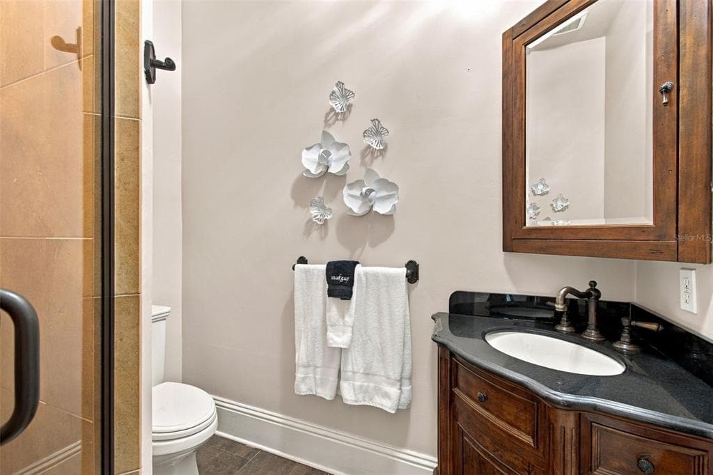 58 MARTINIQUE AVENUE 1/2 photo 22