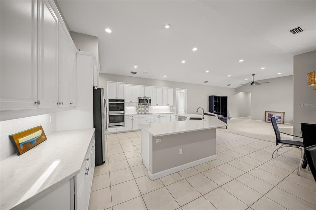 9075 MISTY CREEK DRIVE photo 13