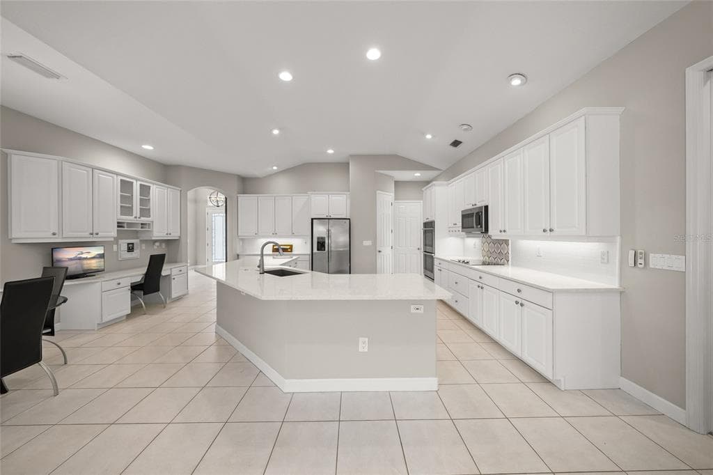9075 MISTY CREEK DRIVE photo 16