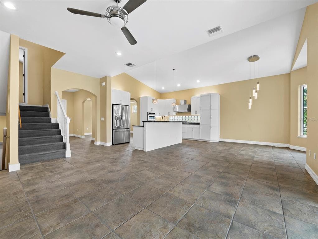 182 ISLAND CIRCLE photo 10