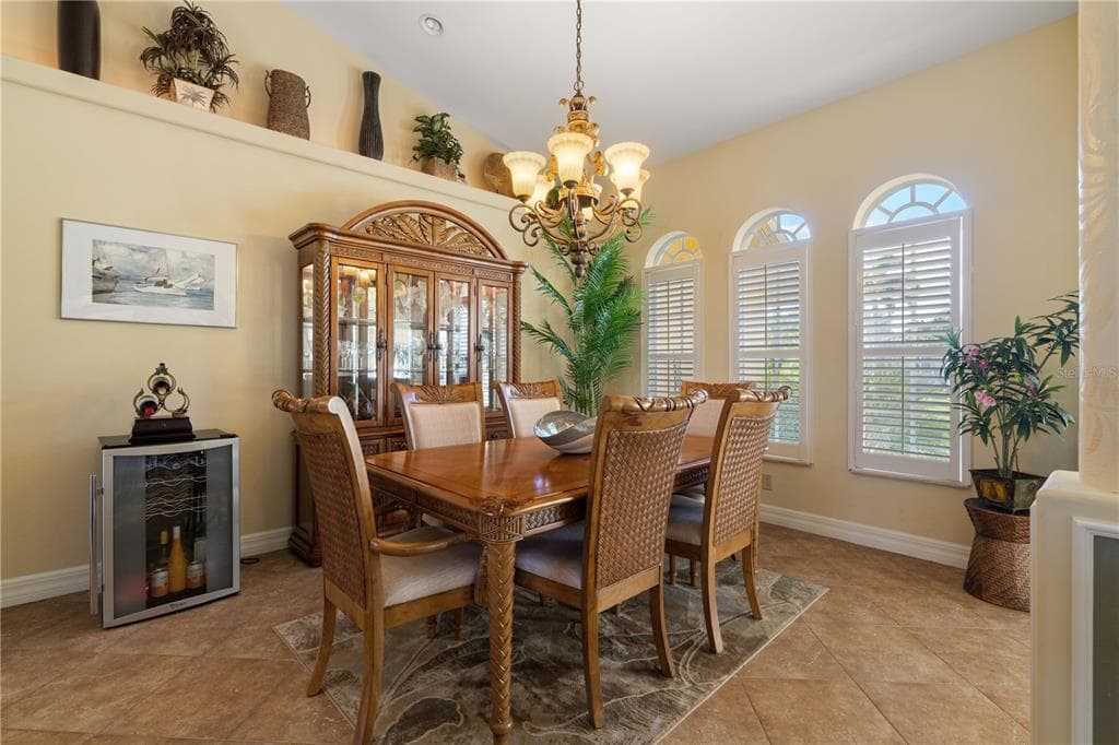 1448 KIWI COURT photo 23