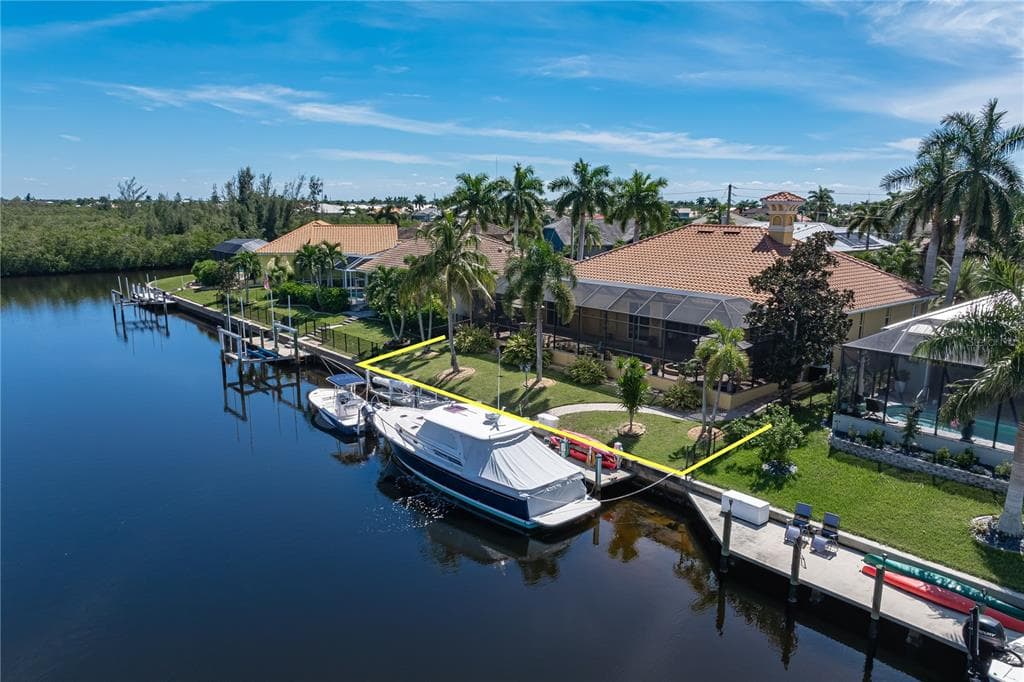 1448 KIWI COURT photo 11