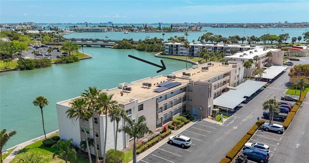 7425 BAY ISLAND DRIVE S 105 photo 15