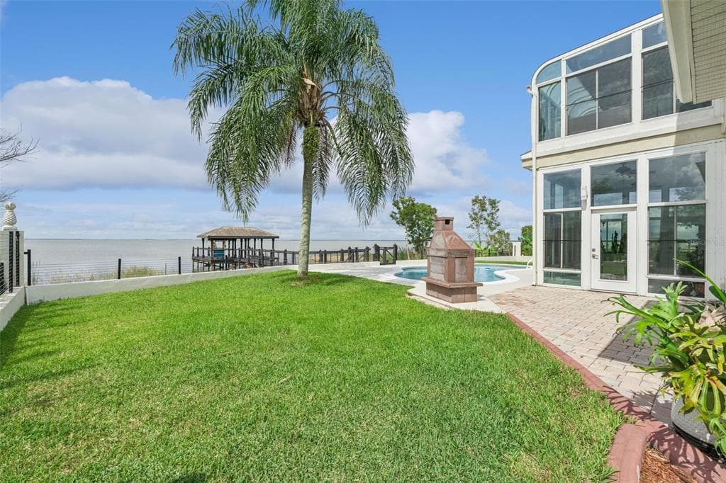 261 ZACHARY WADE STREET photo 20