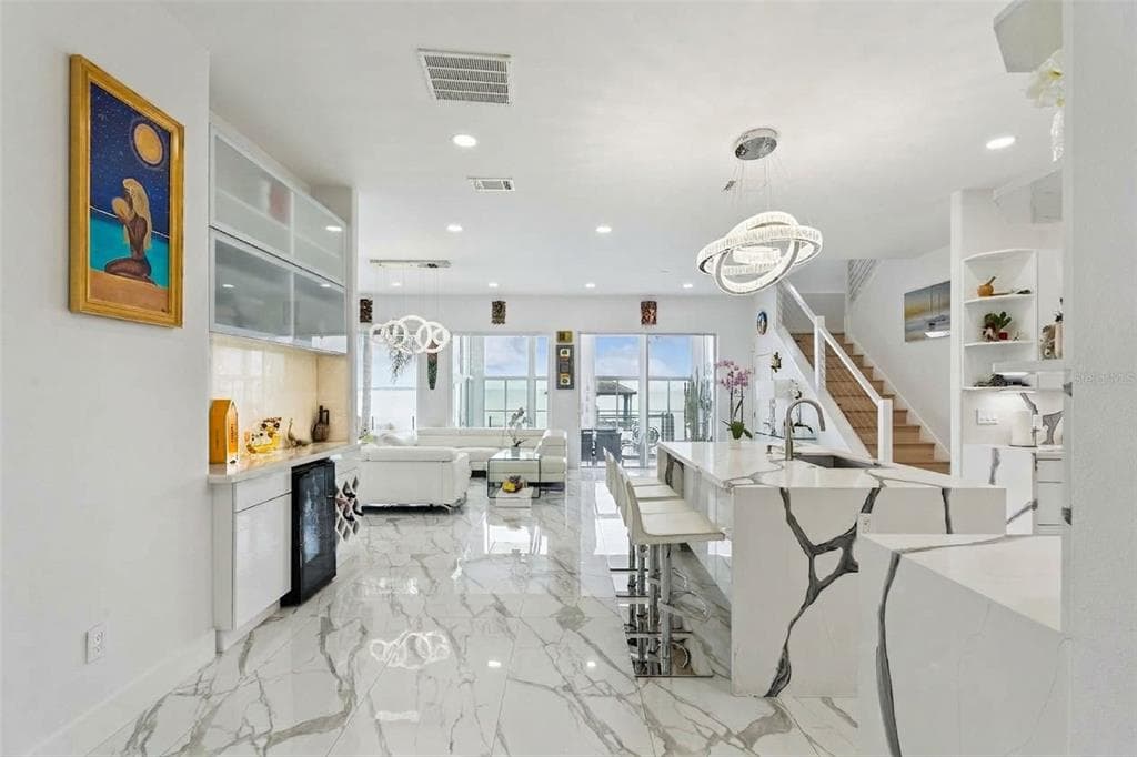261 ZACHARY WADE STREET photo 9