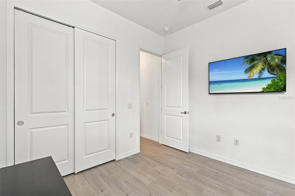 25124 REDWOOD COURT photo 23