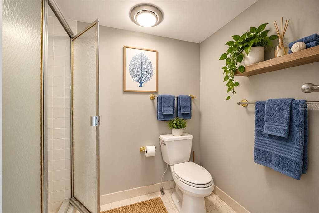 690 ISLAND WAY 912 photo 21
